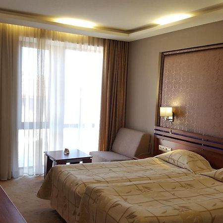 National Palace Wine & Spa Hotel Sliven Exterior foto